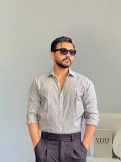 پیراهن راه راه کلاسیک